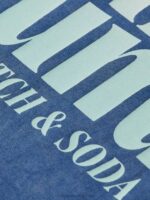 άνδρες T-shirt με κανονική εφαρμογή, βαμμένα με έργα τέχνης θαλάσσια 0J8D354 είδη ένδυσης Scotch & Soda - Image 7